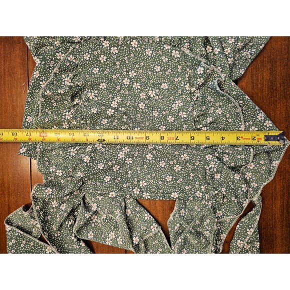 Green floral romper size Medium ruffle tie back open - Picture 5 of 8